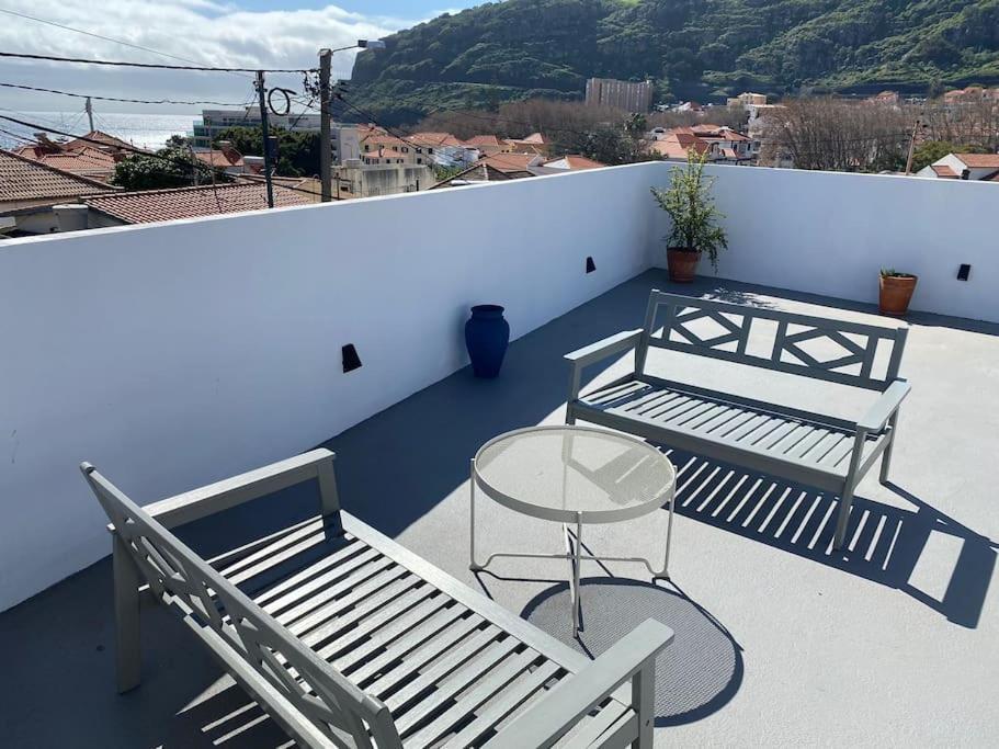 Machico Center W/ Terrace 5 Min Beach Bagian luar foto