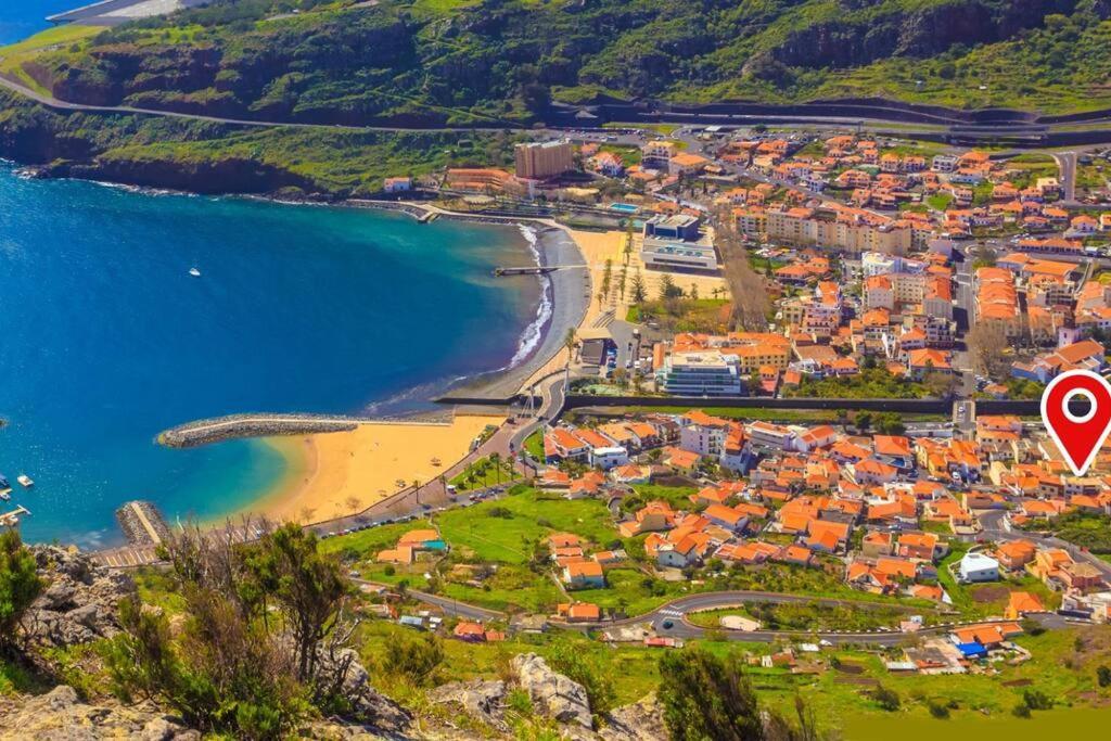 Machico Center W/ Terrace 5 Min Beach Bagian luar foto